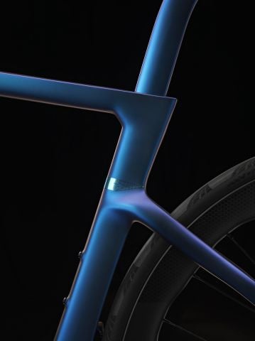 NEW DOGMA F DURA ACE Di2 2025